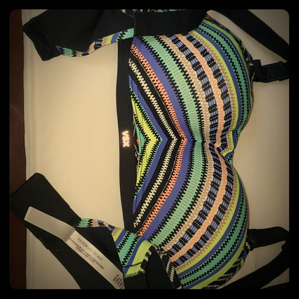 VXS Sports Bra